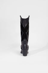 Spade Boots Black