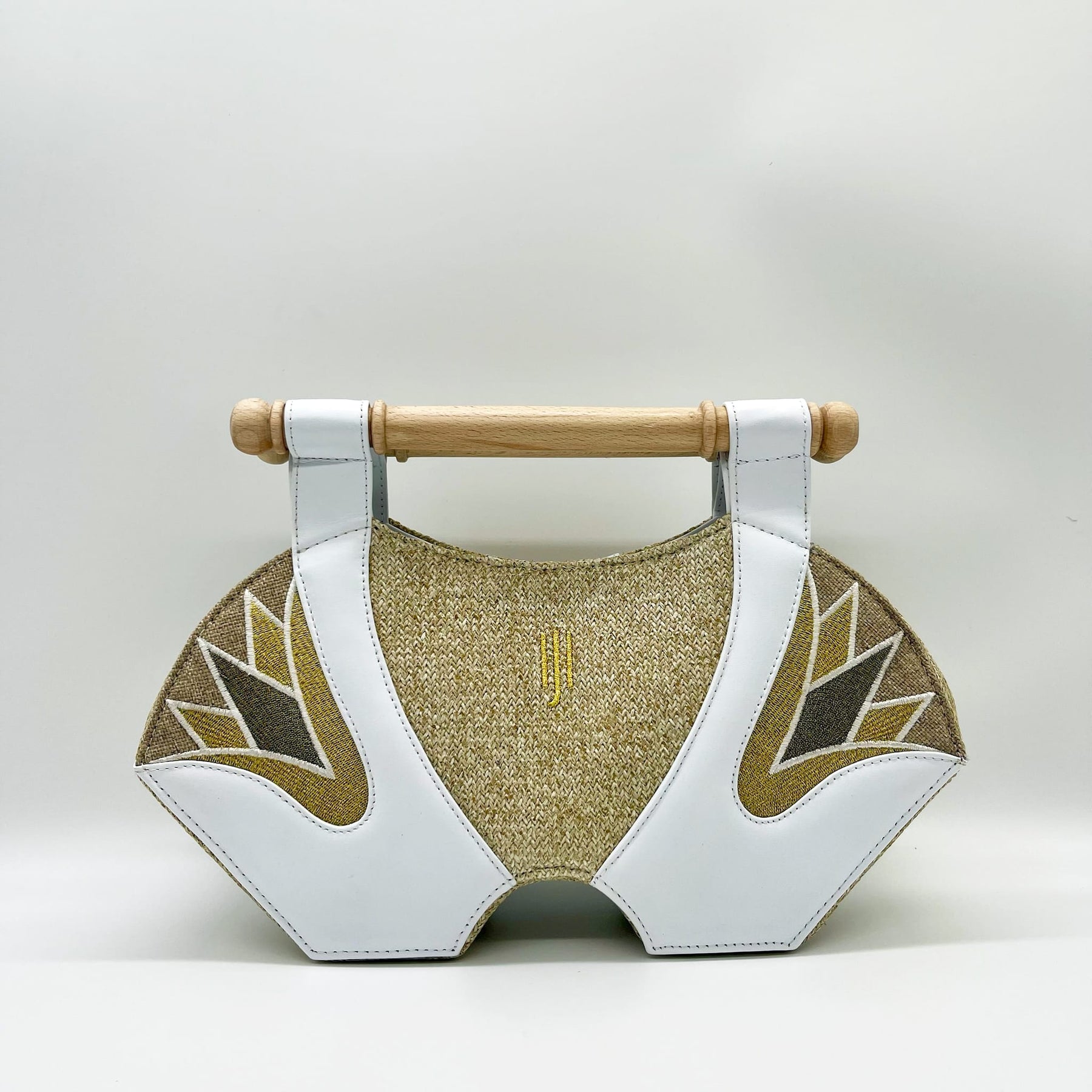 Sahar-White-1-.jpg